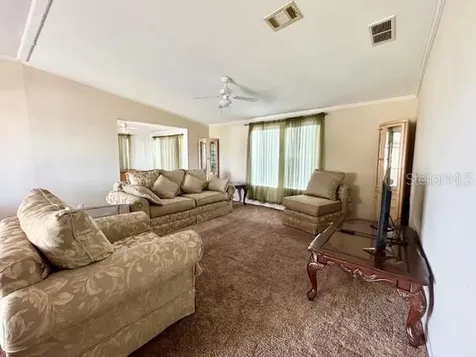 7803 46th Avenue N St Petersburg FL 33709