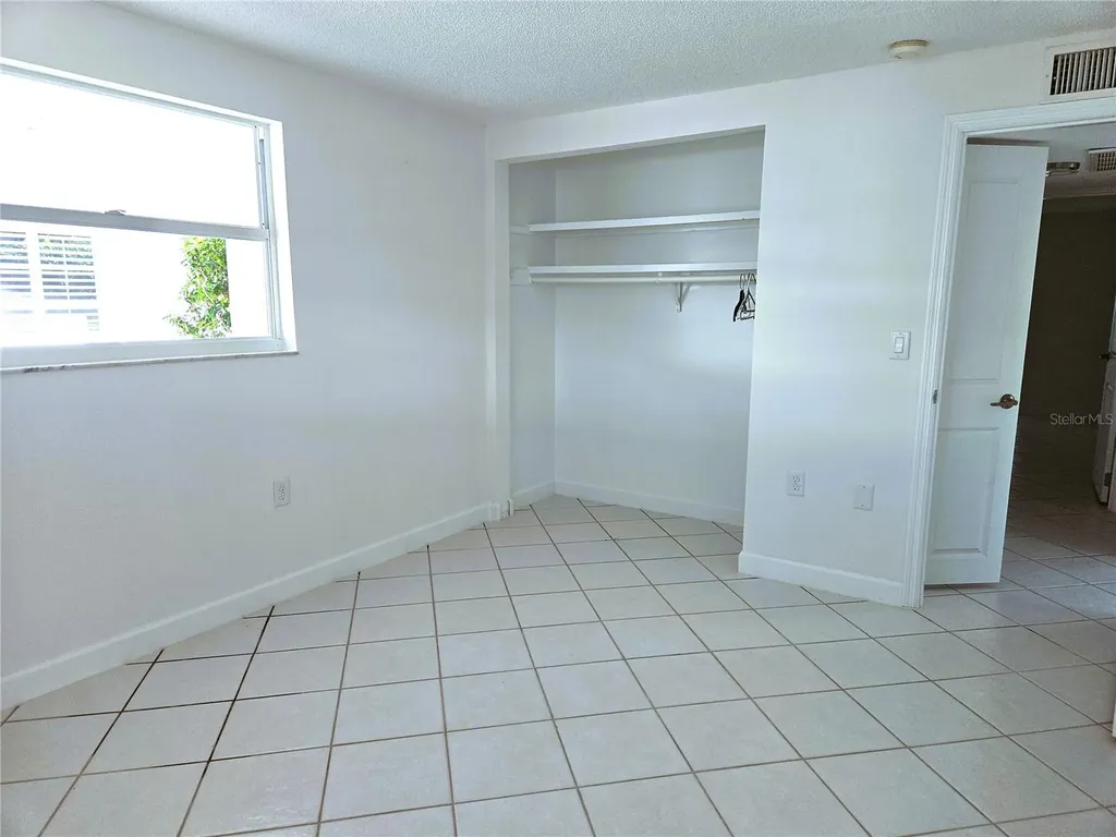 620 Spanish Drive N Longboat Key FL 34228