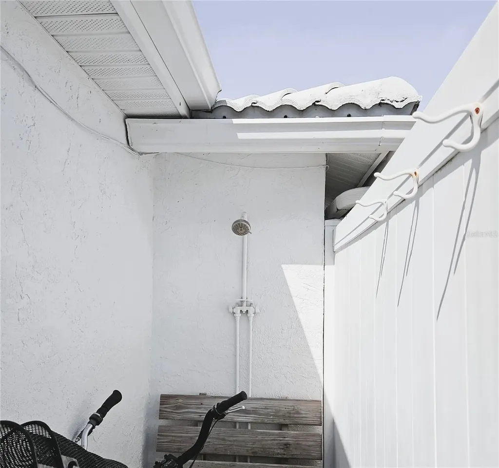 620 Spanish Drive N Longboat Key FL 34228
