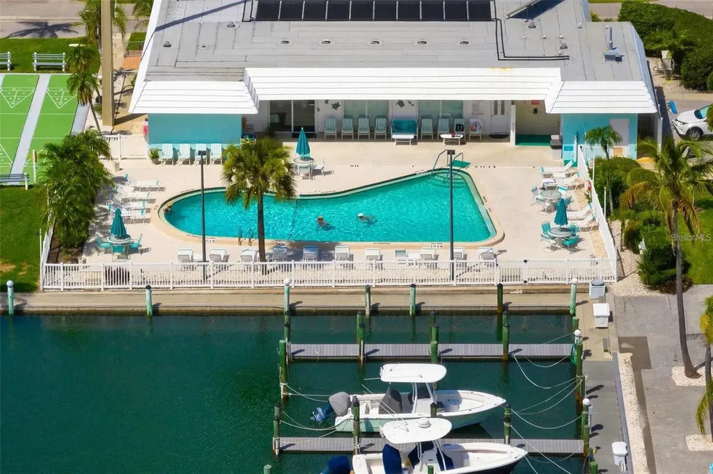 620 Spanish Drive N Longboat Key FL 34228