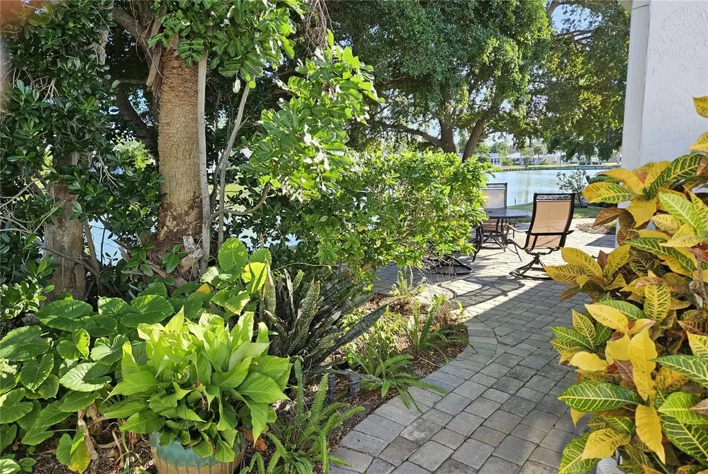 620 Spanish Drive N Longboat Key FL 34228