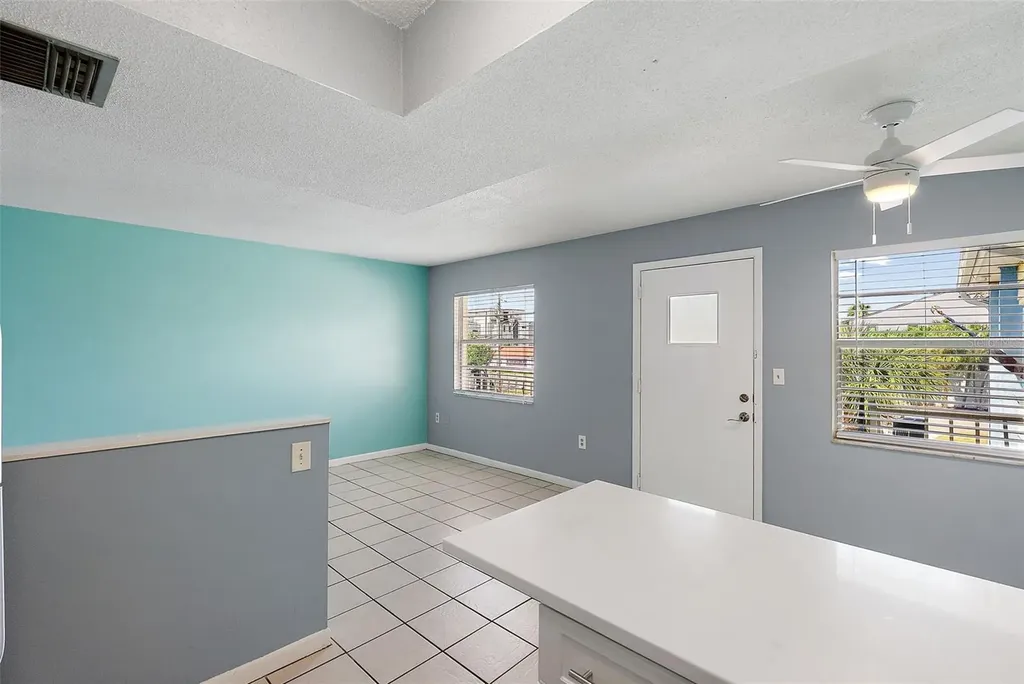 9895 1st Street E Treasure Island FL 33706