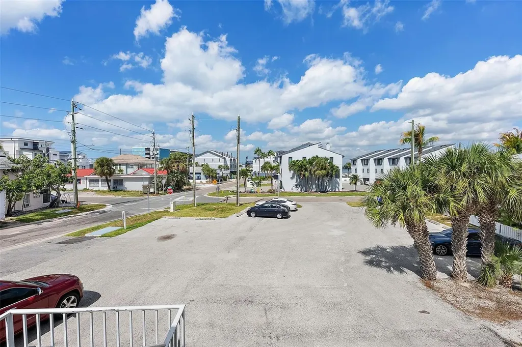 9895 1st Street E Treasure Island FL 33706