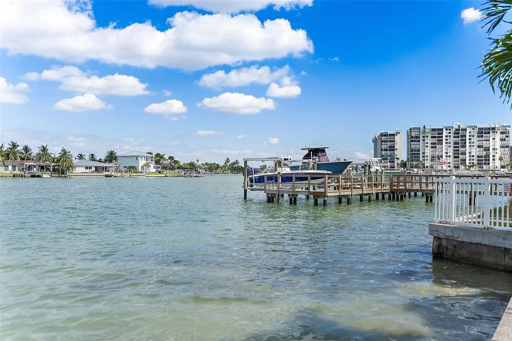 9895 1st Street E Treasure Island FL 33706