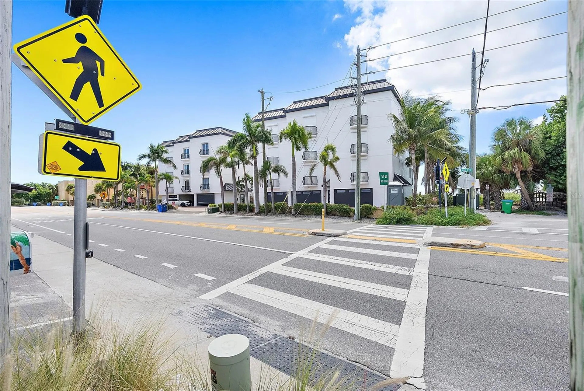9895 1st Street E Treasure Island FL 33706