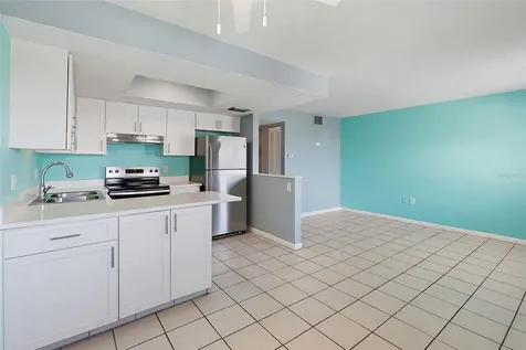9895 1st Street E Treasure Island FL 33706