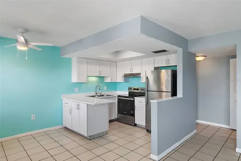 9895 1st Street E Treasure Island FL 33706