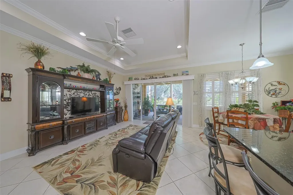 321 Siena Vista Place Sun City Center FL 33573