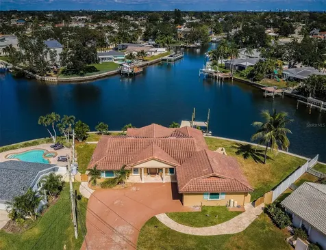 4295 13th Lane NE St Petersburg FL 33703
