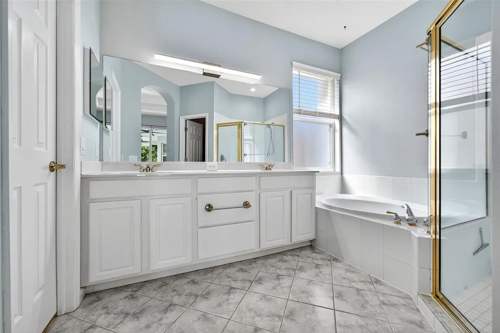 6617 Cheswick Street Sarasota FL 34243