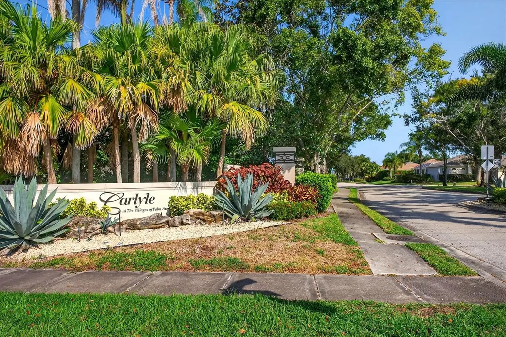 6617 Cheswick Street Sarasota FL 34243