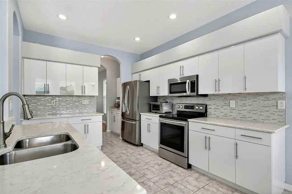 6617 Cheswick Street Sarasota FL 34243
