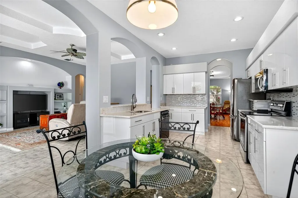6617 Cheswick Street Sarasota FL 34243