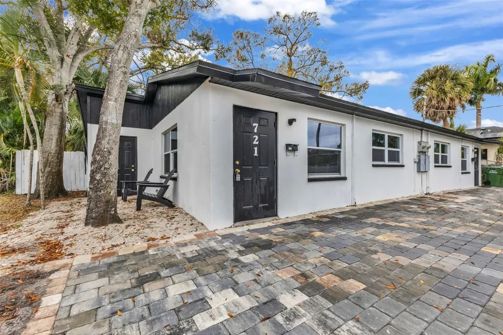 721 N Osprey Avenue Sarasota FL 34236
