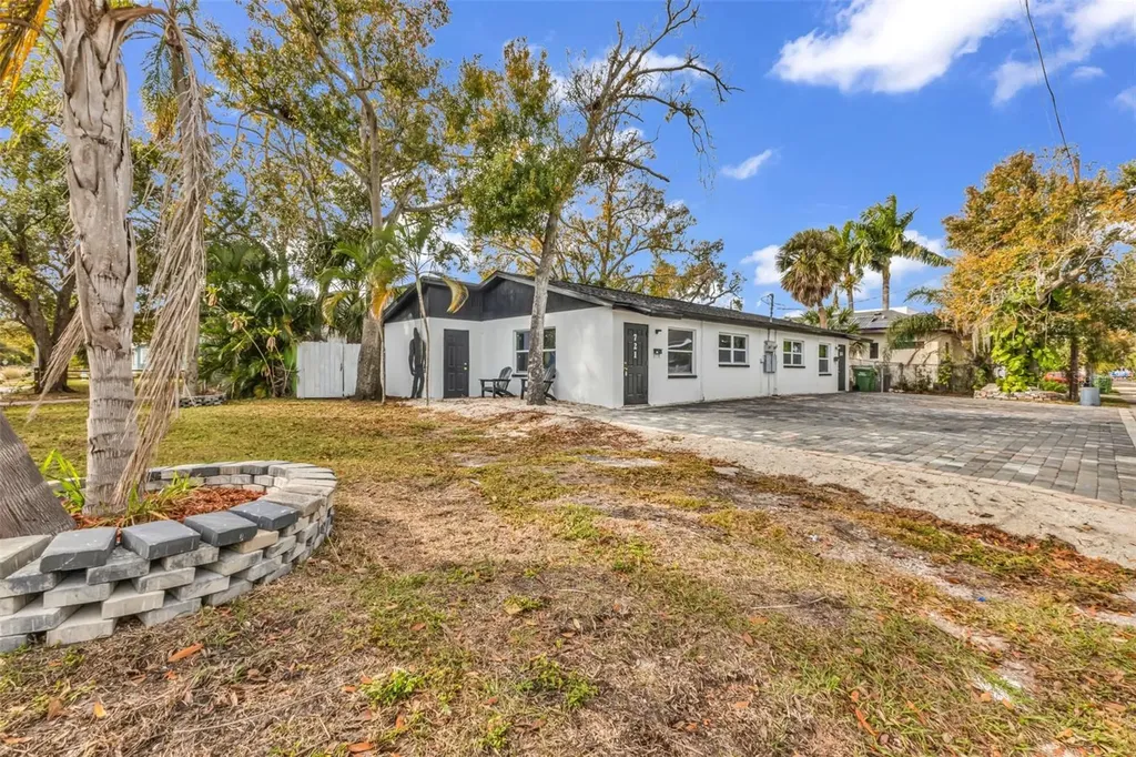 721 N Osprey Avenue Sarasota FL 34236