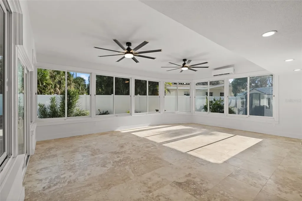 4681 Shore Acres Boulevard NE St Petersburg FL 33703