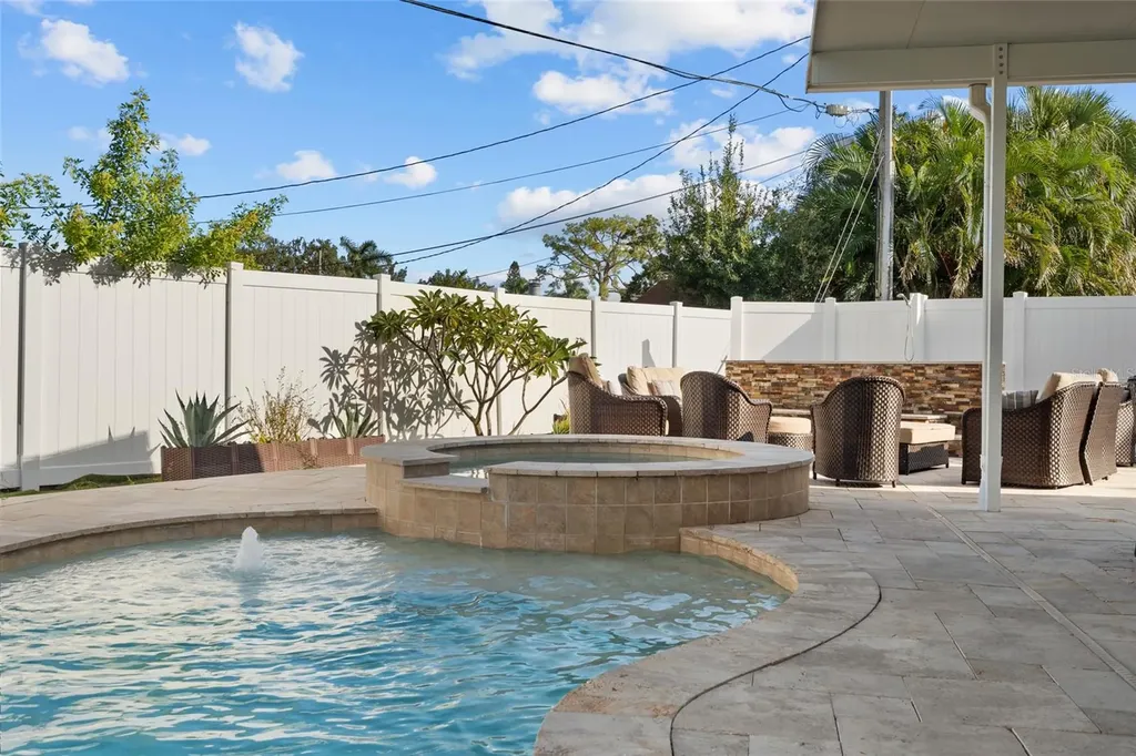 4681 Shore Acres Boulevard NE St Petersburg FL 33703