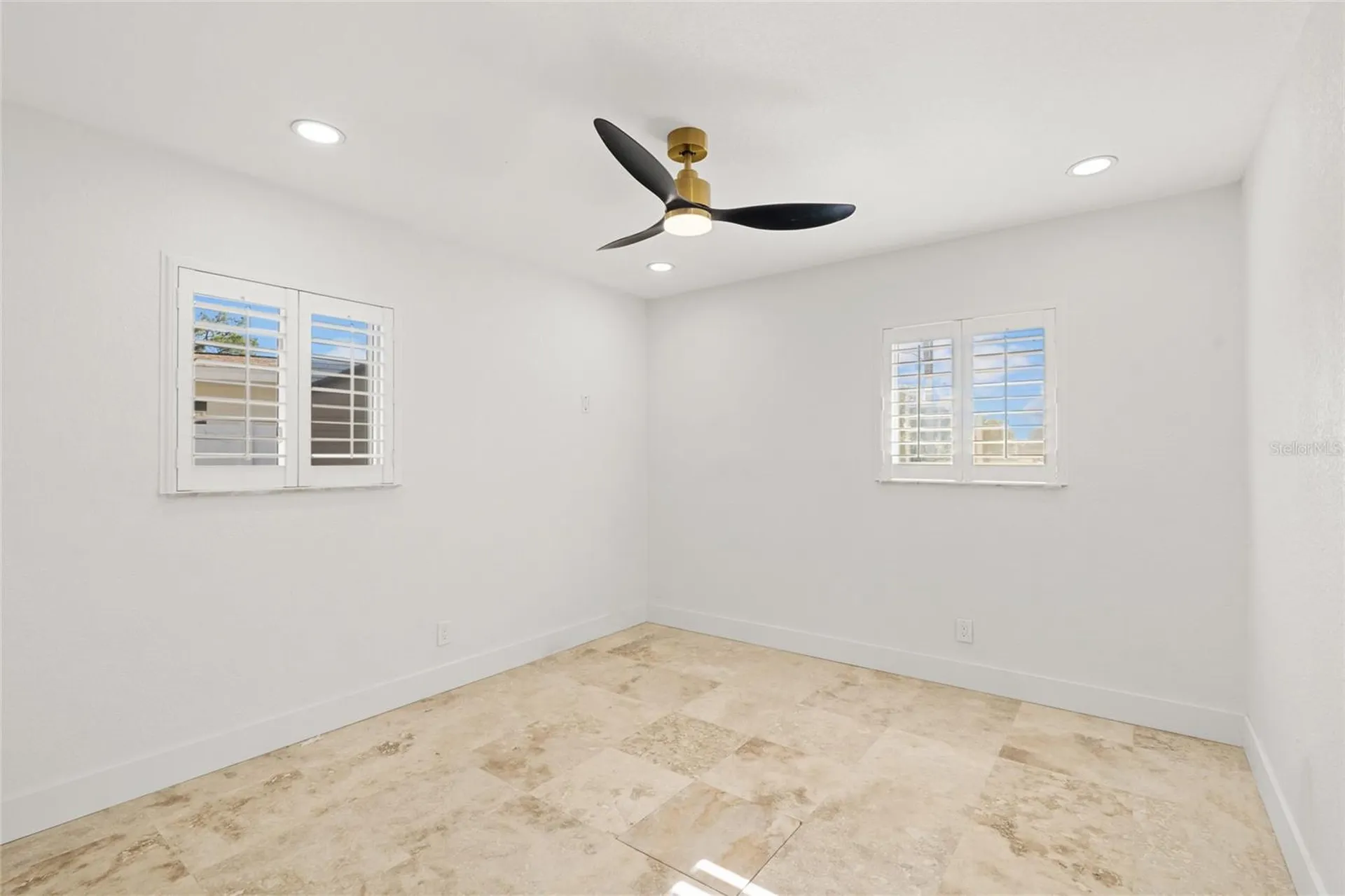 4681 Shore Acres Boulevard NE St Petersburg FL 33703