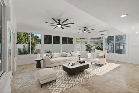 4681 Shore Acres Boulevard NE St Petersburg FL 33703