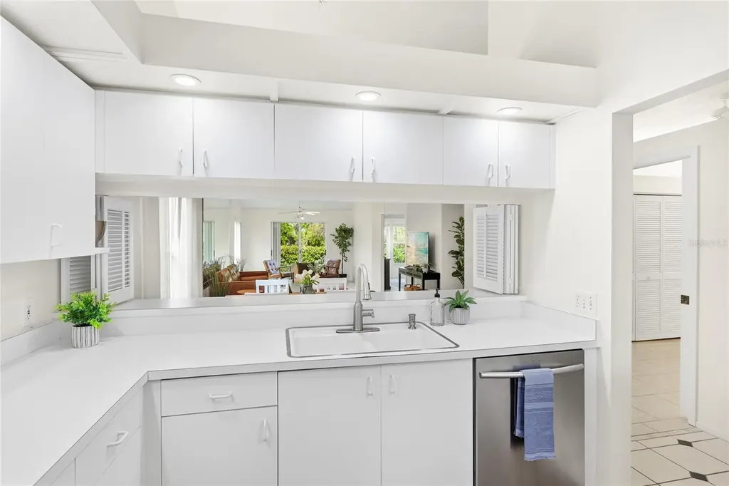 4120 Marseilles Avenue Sarasota FL 34233