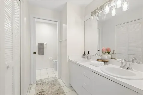 4120 Marseilles Avenue Sarasota FL 34233