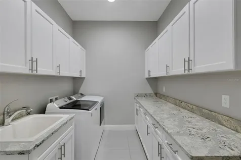 8968 Artisan Way Sarasota FL 34240