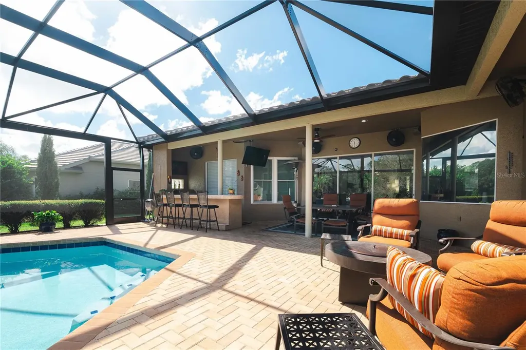 2151 Diamond Court Oldsmar FL 34677