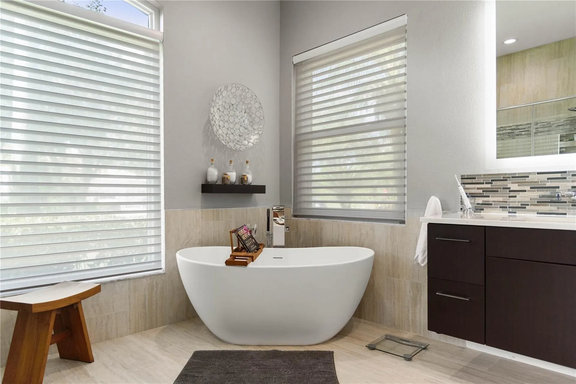 2151 Diamond Court Oldsmar FL 34677