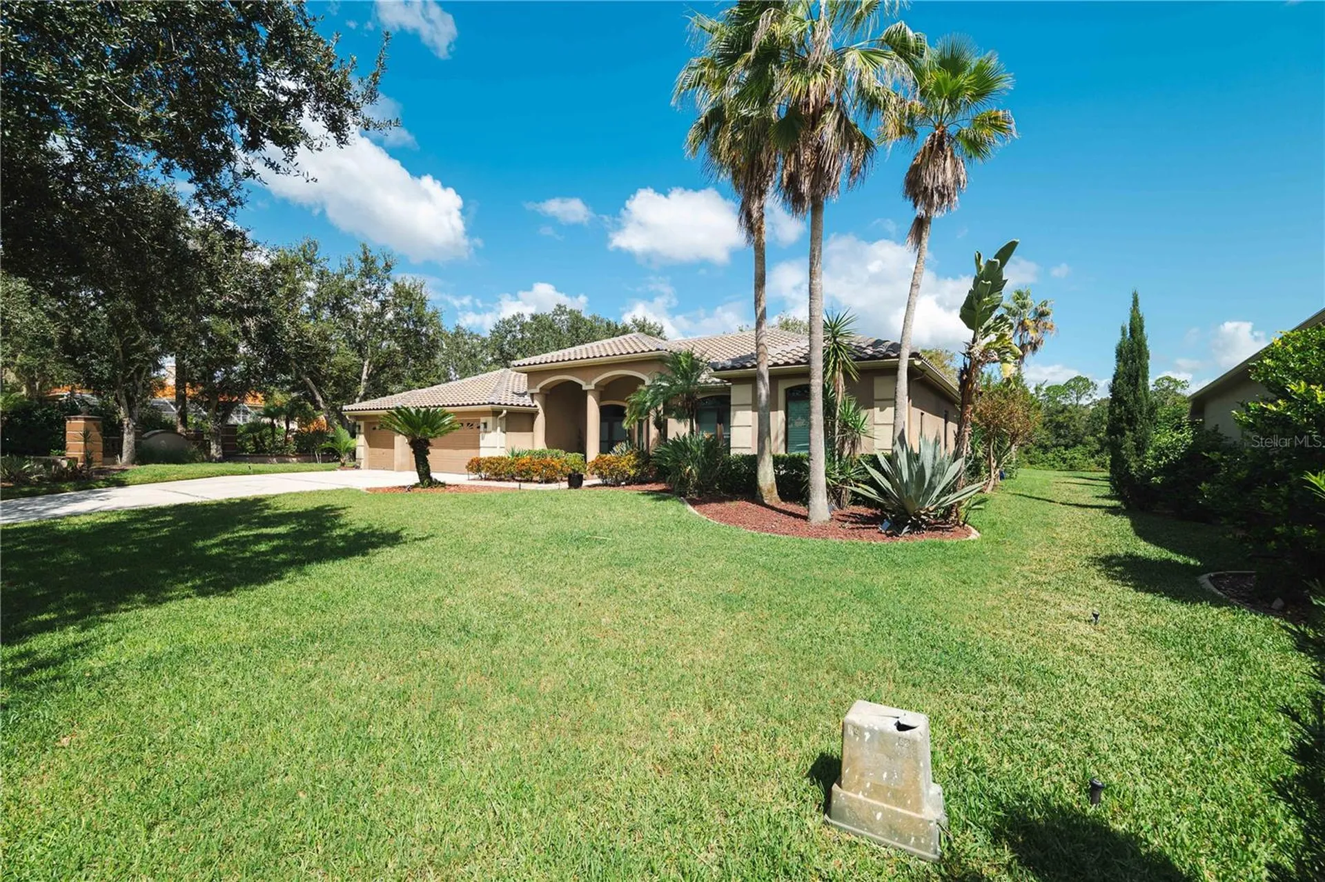2151 Diamond Court Oldsmar FL 34677