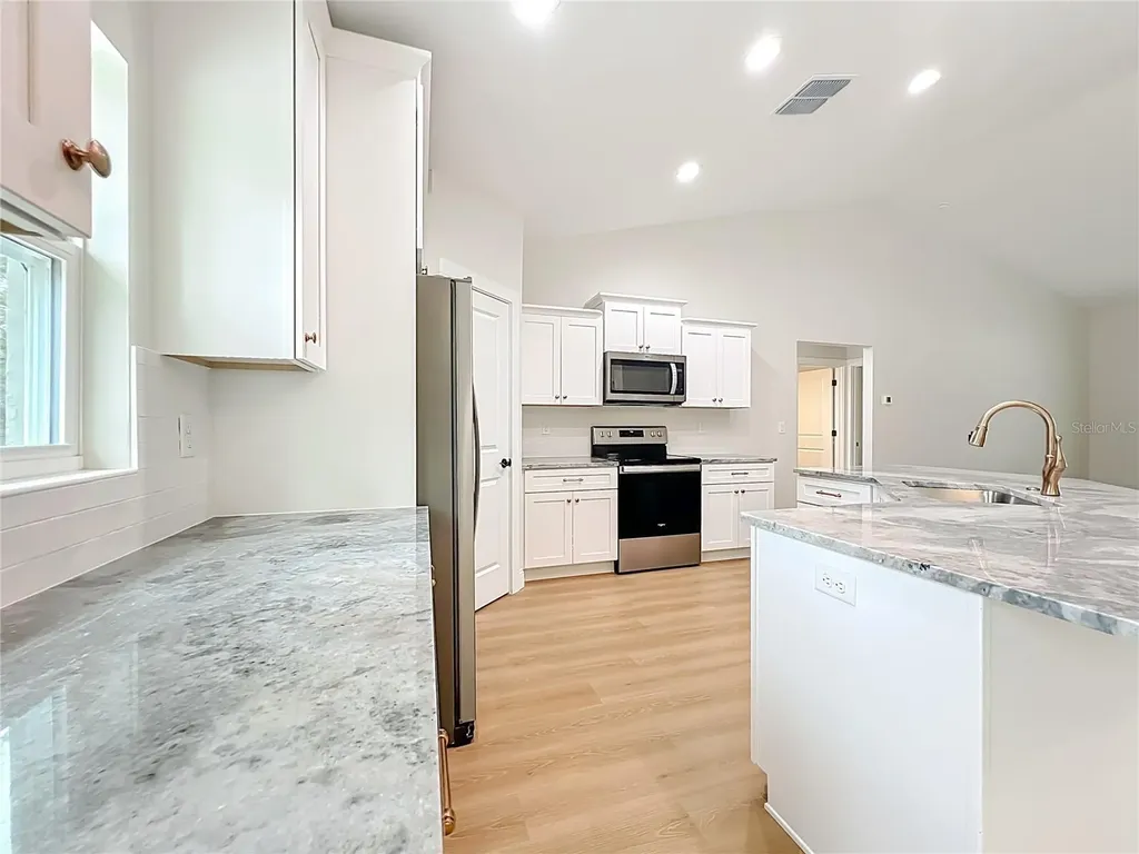 6526 N Earlshire Terrace Citrus Springs FL 34434