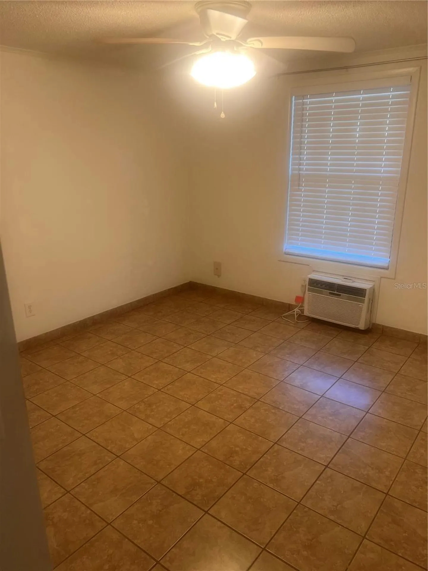 2490 SW 14th Drive Gainesville FL 32608
