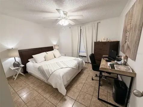 2490 SW 14th Drive Gainesville FL 32608