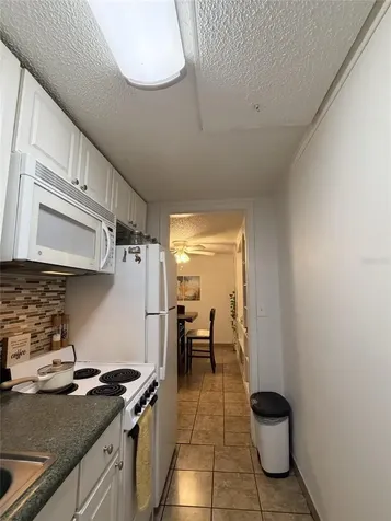 2490 SW 14th Drive Gainesville FL 32608