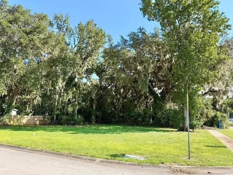 1099 Yaupon Street Daytona Beach FL 32117