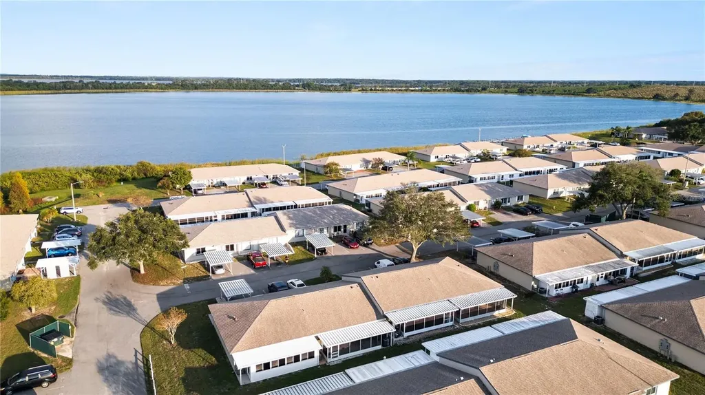 628 Ridge Terrace Winter Haven FL 33881