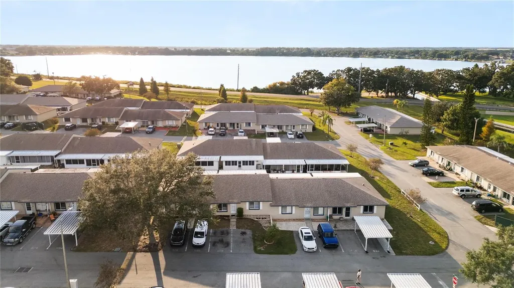 628 Ridge Terrace Winter Haven FL 33881