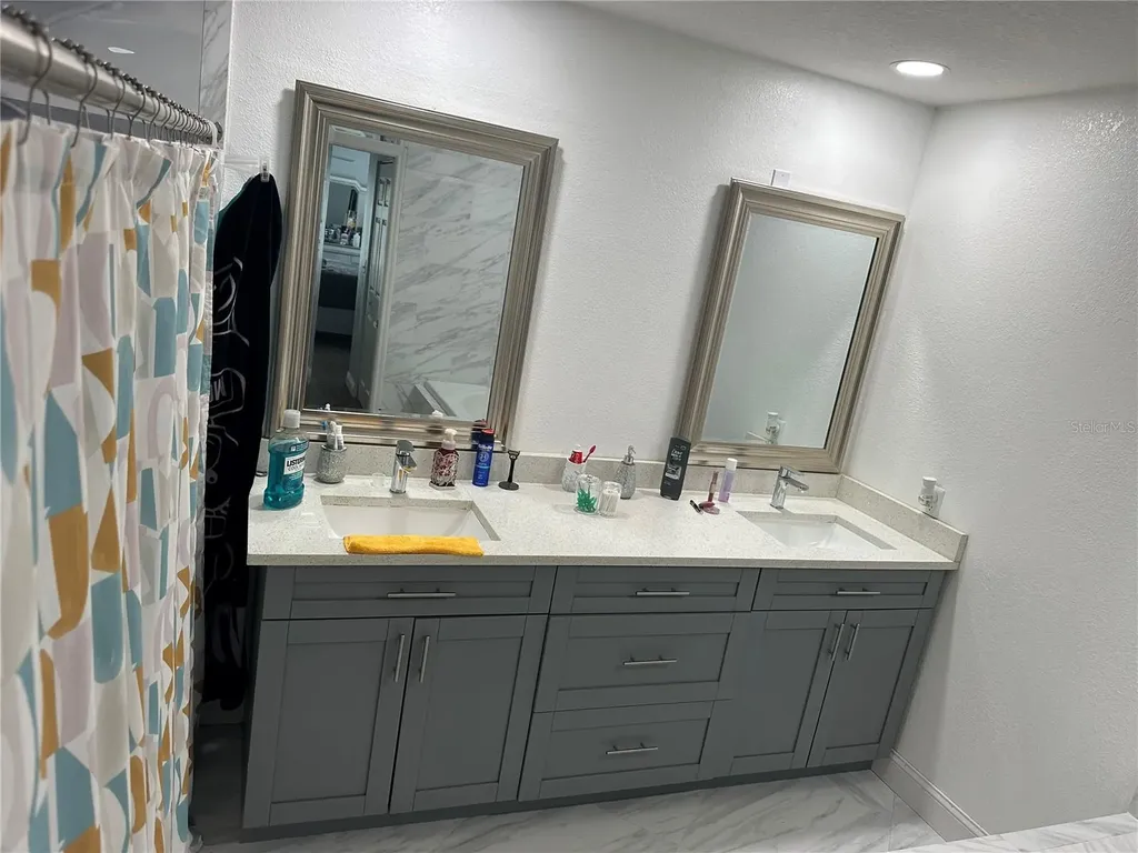 6125 Mariner Boulevard Spring Hill FL 34609