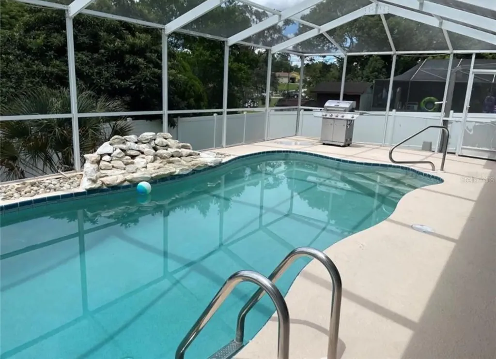 6125 Mariner Boulevard Spring Hill FL 34609