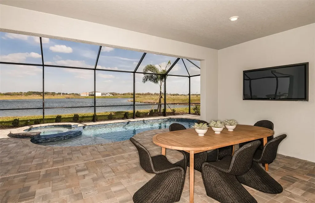 6888 Gilly Shadow Street Wesley Chapel FL 33545