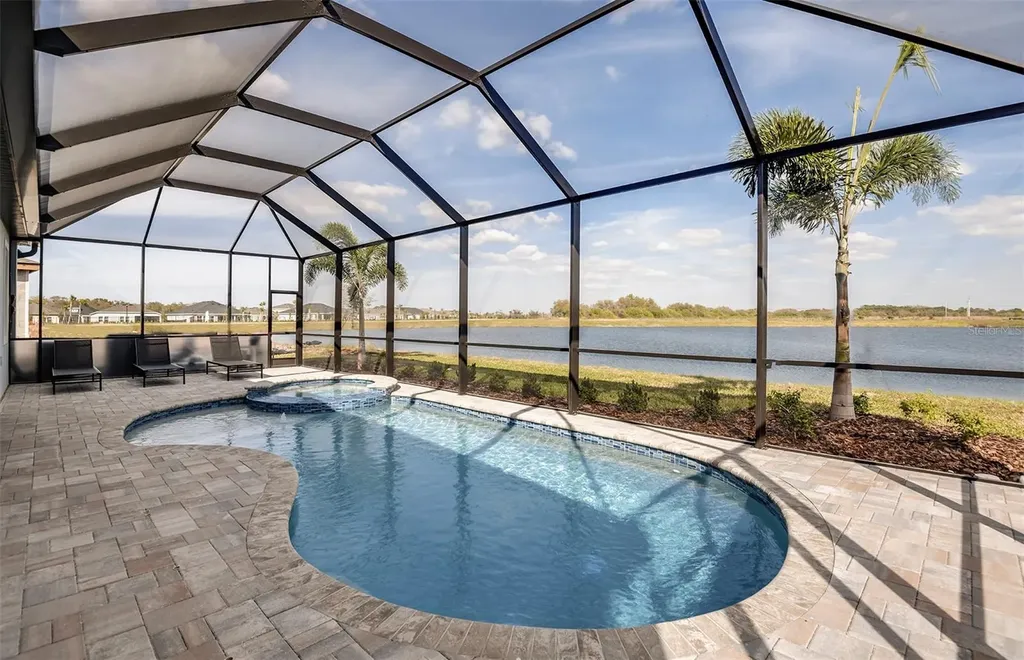6888 Gilly Shadow Street Wesley Chapel FL 33545