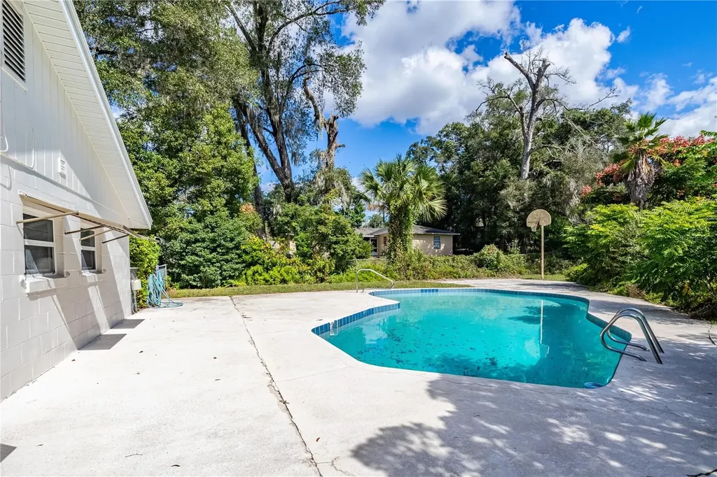 776 Mockingbird Lane Deland FL 32720