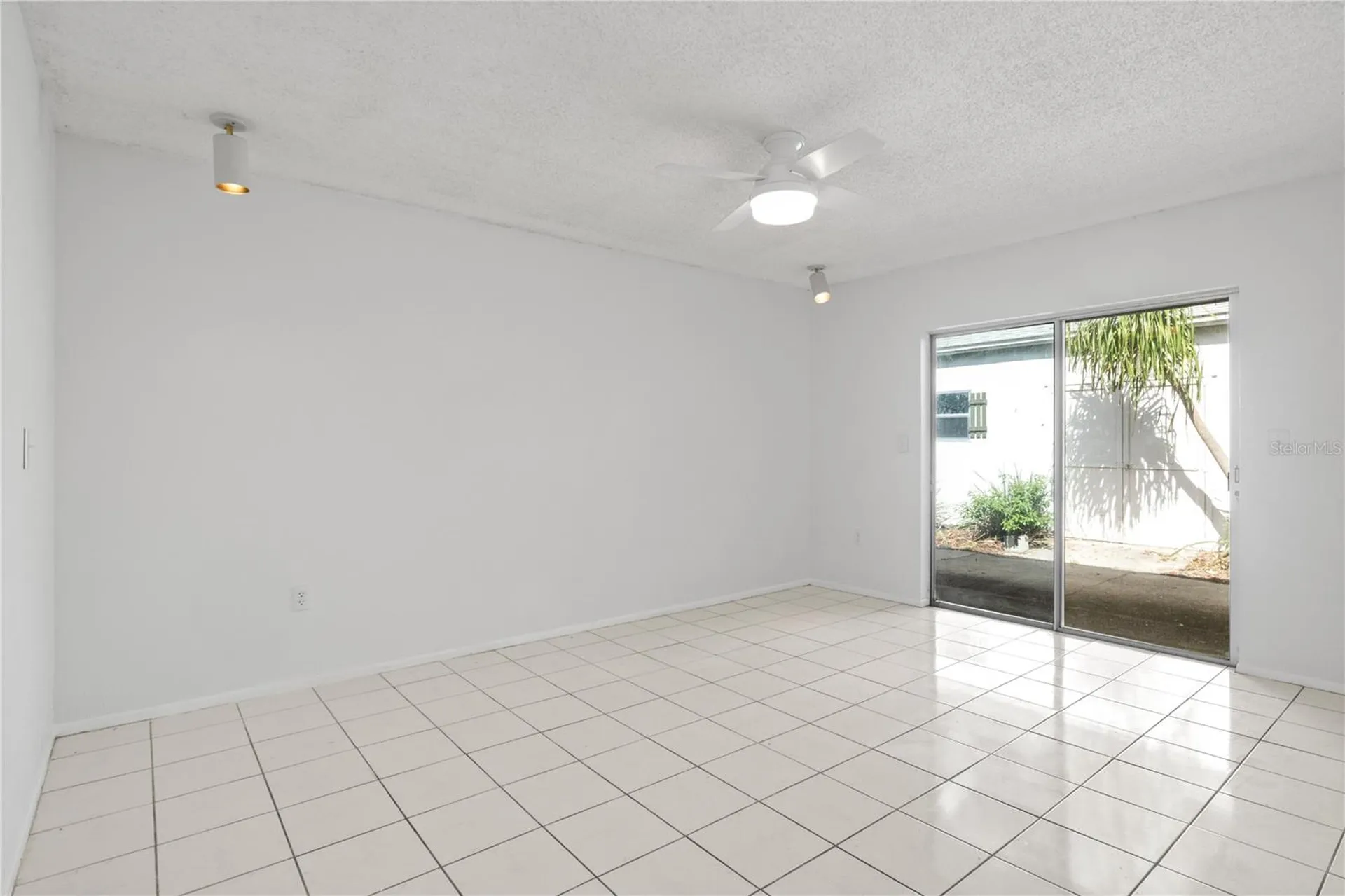 776 Mockingbird Lane Deland FL 32720