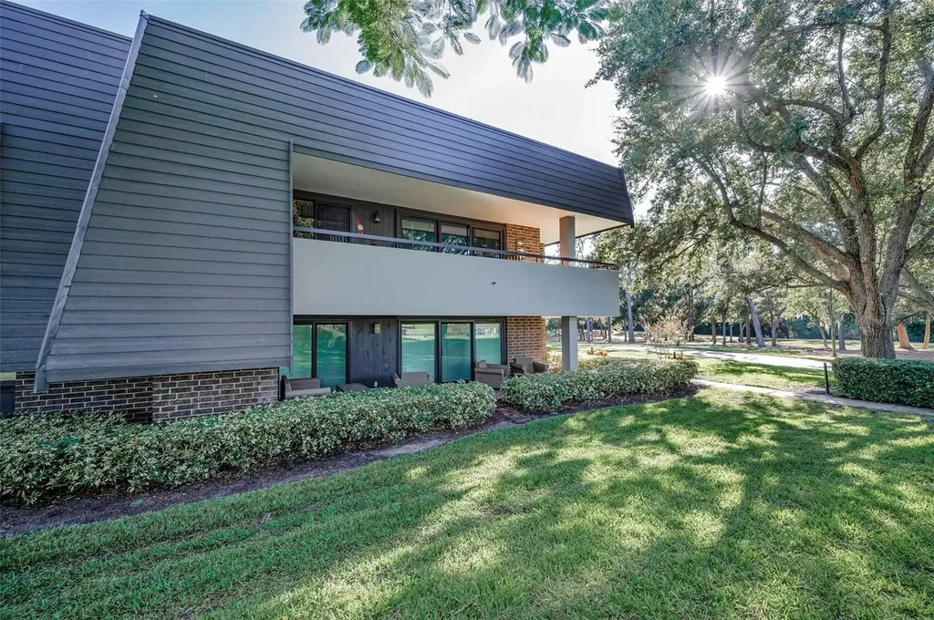 36750 Us Highway 19 Palm Harbor FL 34684