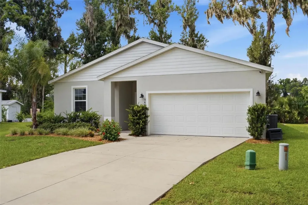 944 Belle Oak Drive Leesburg FL 34748