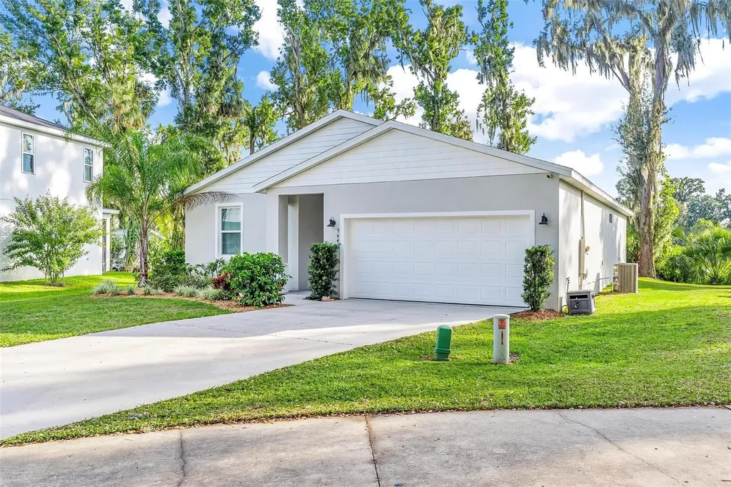 944 Belle Oak Drive Leesburg FL 34748