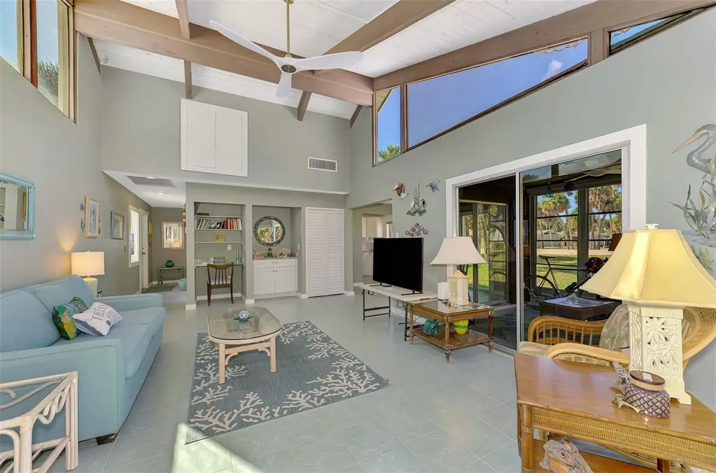 2985 N Beach Road Englewood FL 34223