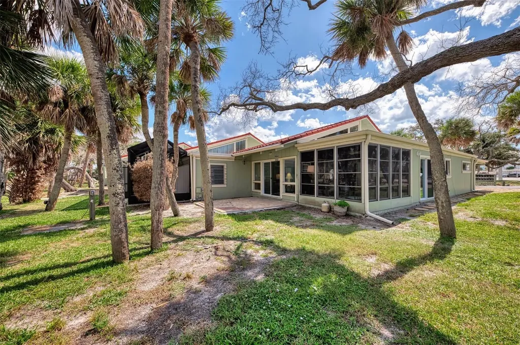 2985 N Beach Road Englewood FL 34223