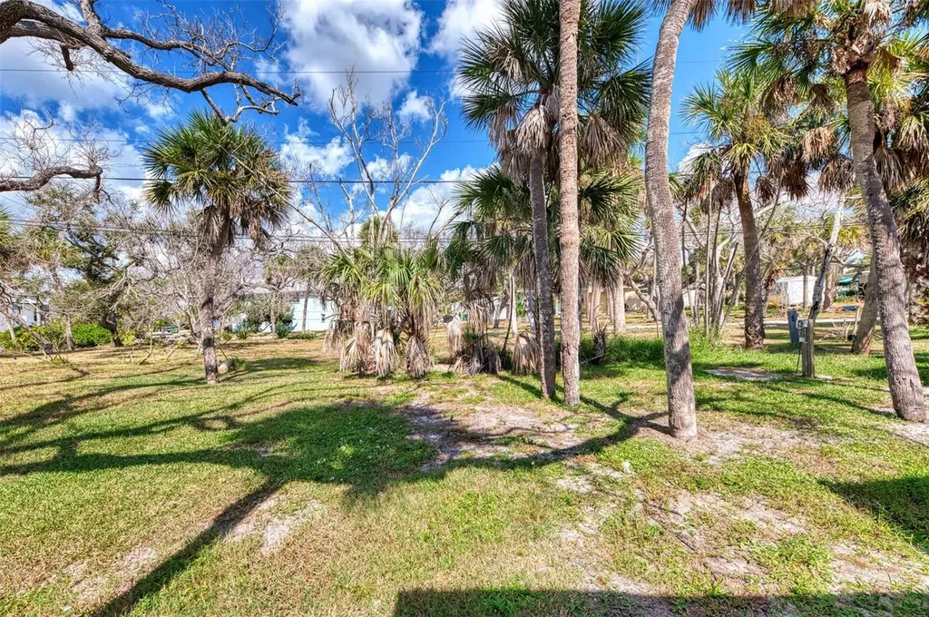 2985 N Beach Road Englewood FL 34223
