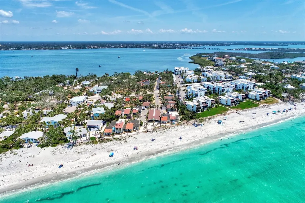 2985 N Beach Road Englewood FL 34223