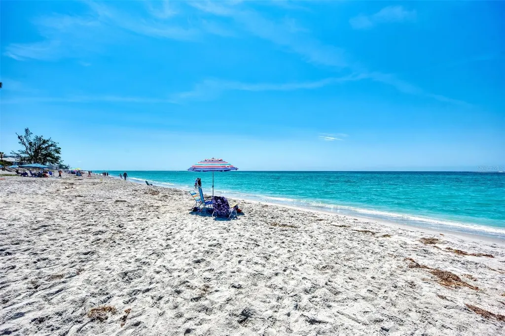 2985 N Beach Road Englewood FL 34223